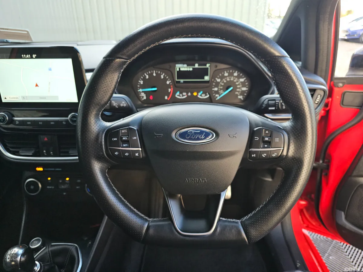 Ford Fiesta Hatchback, Petrol, 2018, Red