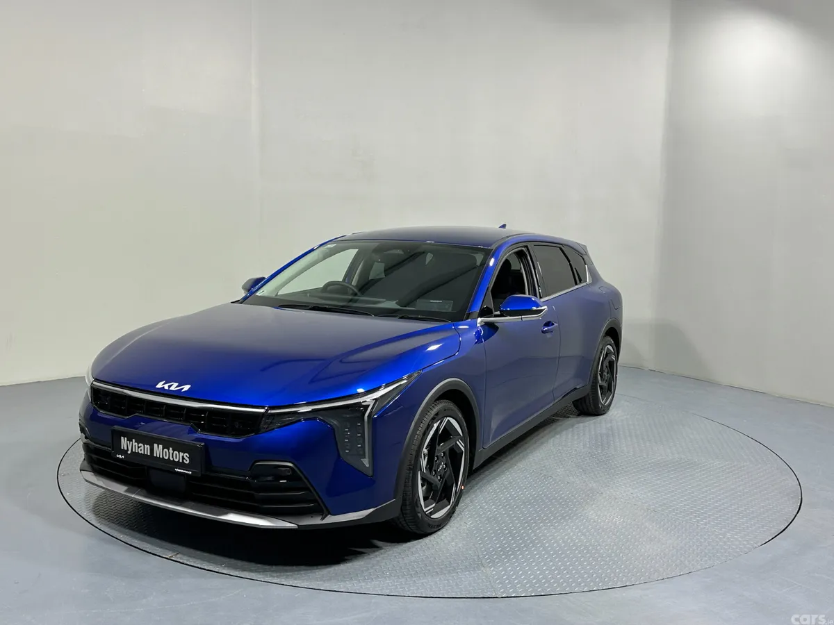 Kia K4 Hatchback, Petrol, 2026, Blue