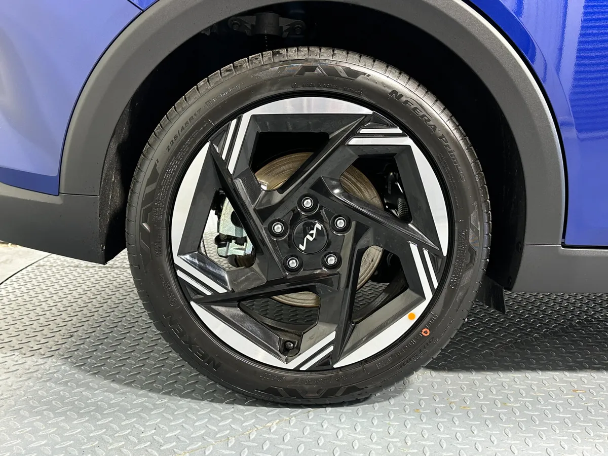 Kia K4 Hatchback, Petrol, 2026, Blue