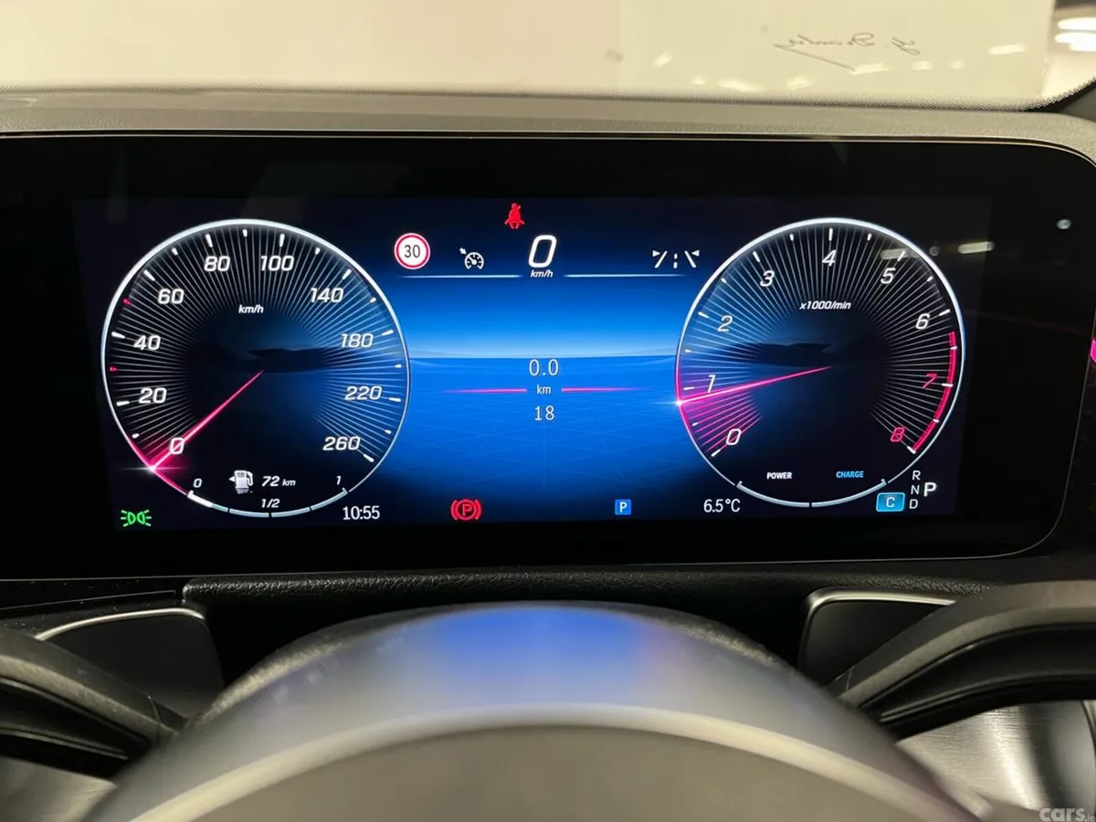 Mercedes-Benz GLB SUV, Petrol, 2026, Silver