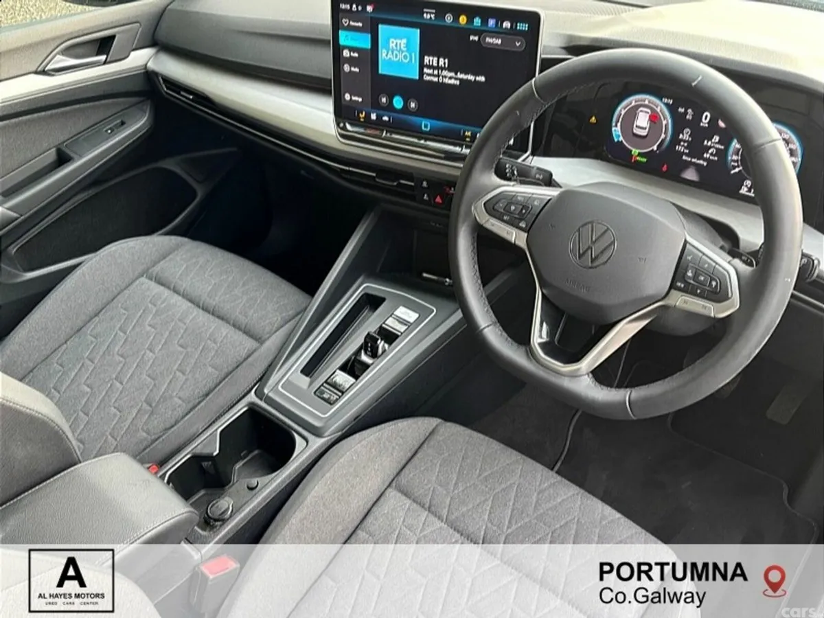 Volkswagen Golf Hatchback, Petrol, 2025, Blue