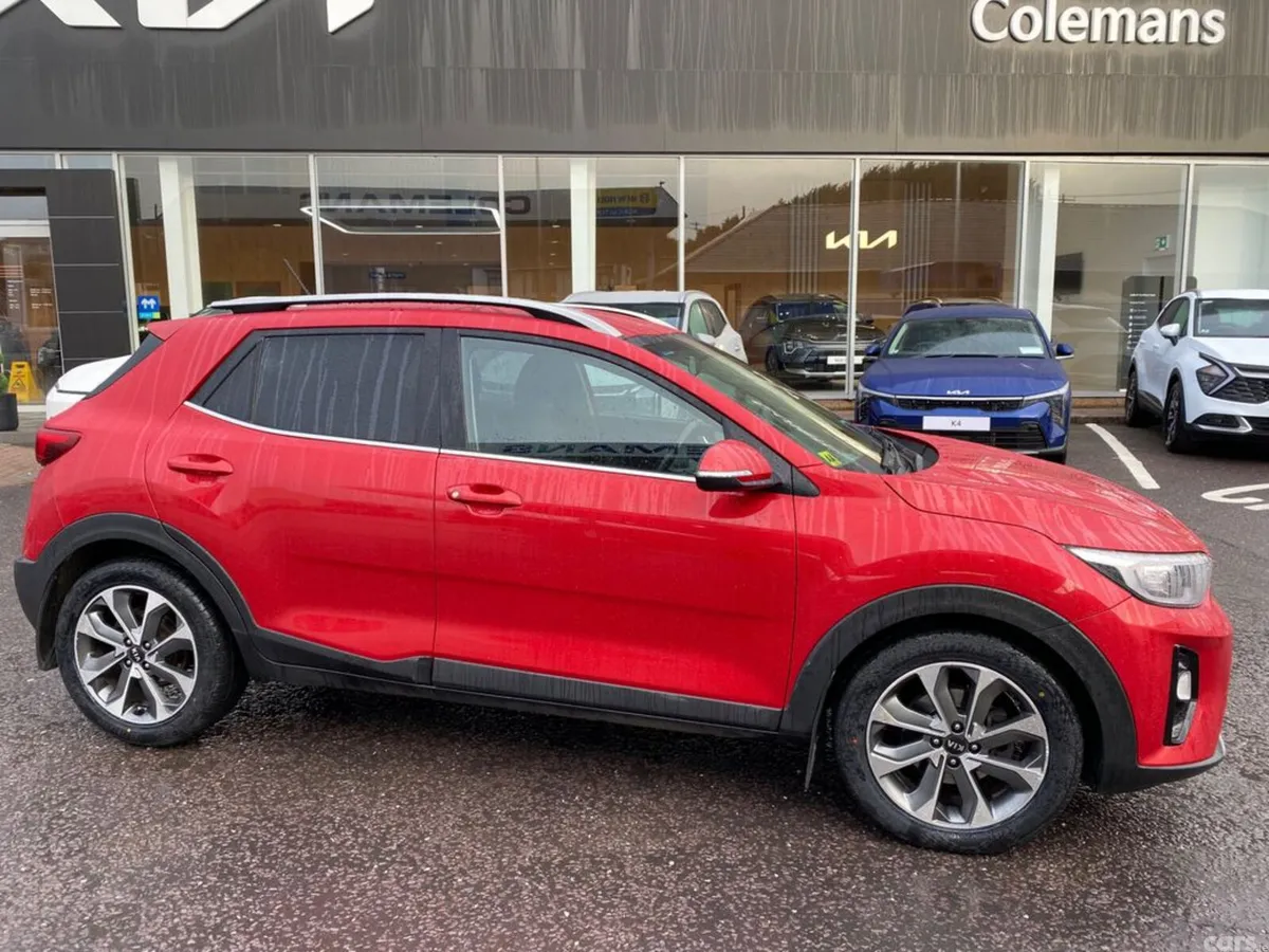 Kia Stonic Estate/Jeep, Diesel, 2018, Red