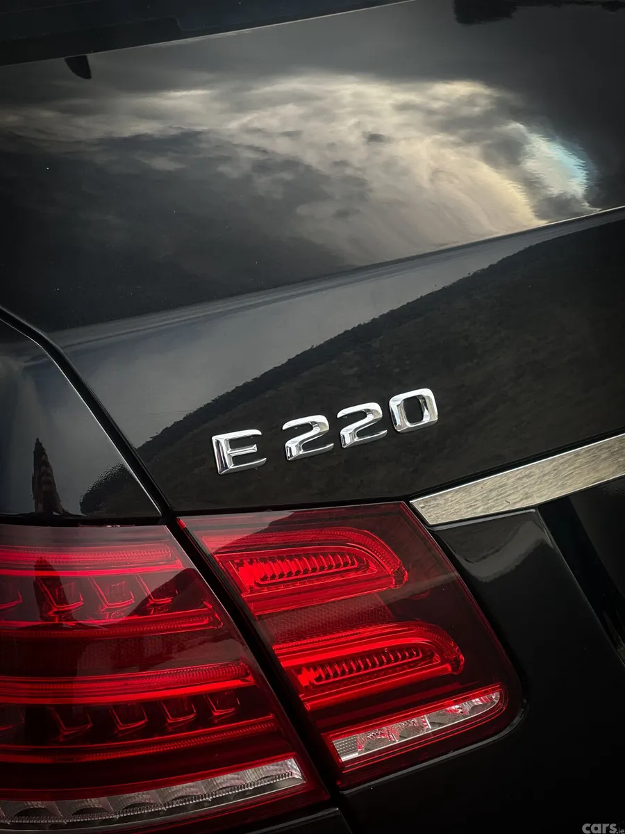 Mercedes-Benz E-Class Saloon, Diesel, 2015, Black