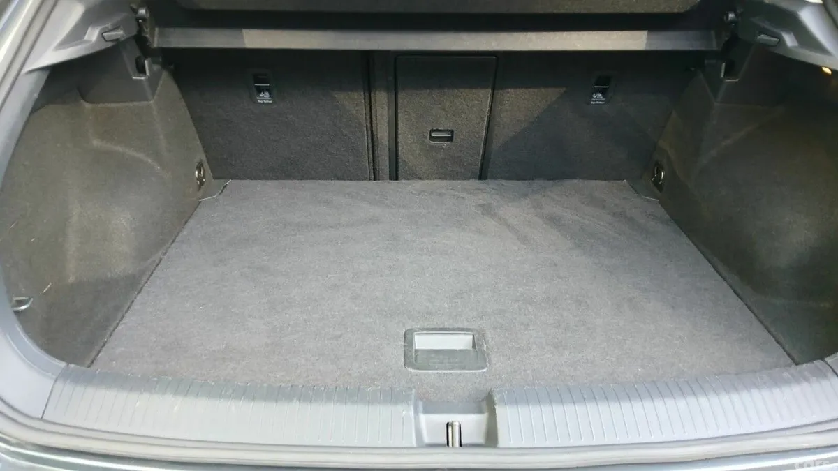 Volkswagen T-Roc SUV, Diesel, 2023, Grey