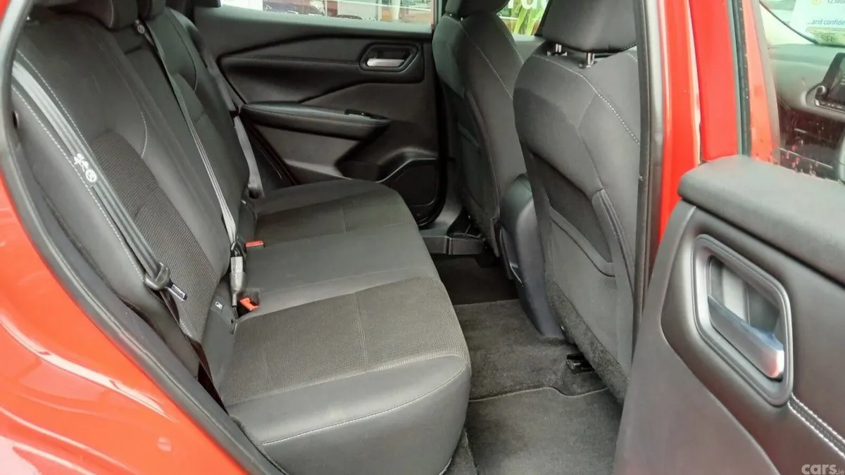 Nissan Qashqai SUV, Petrol, 2021, Red