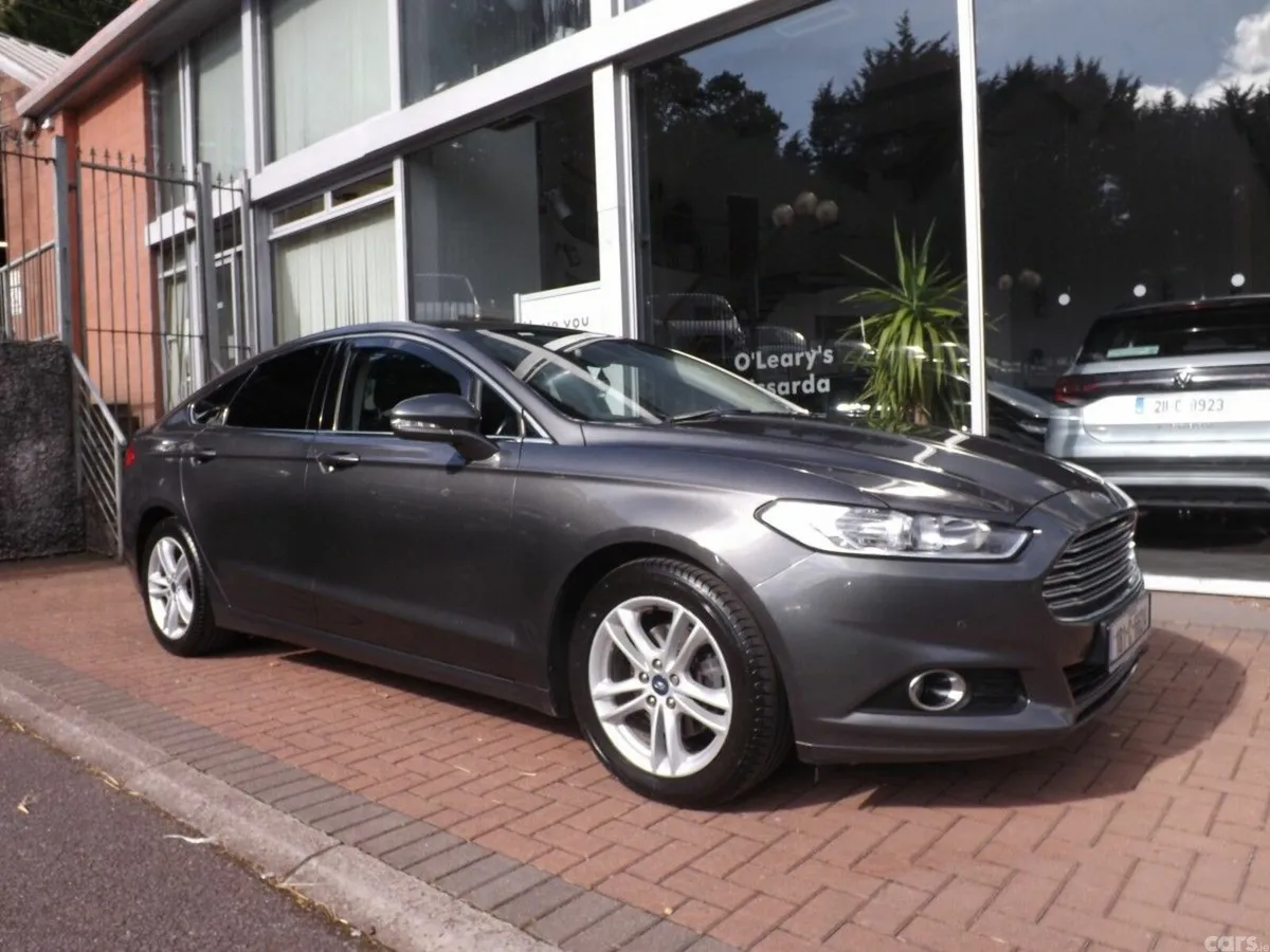 Ford Mondeo Hatchback, Diesel, 2018, Grey
