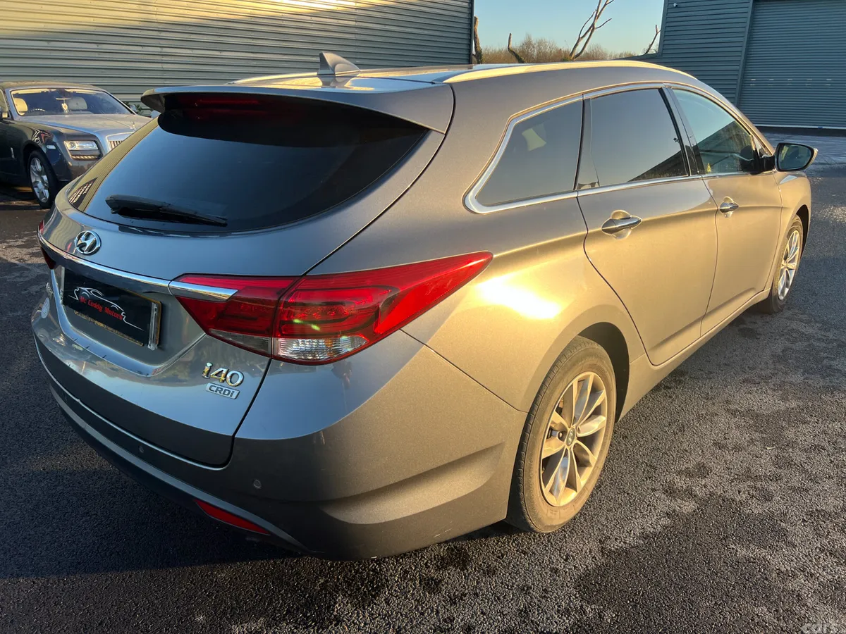 Hyundai i40 Estate, Diesel, 2016, Silver