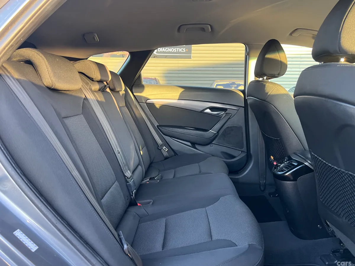 Hyundai i40 Estate, Diesel, 2016, Silver
