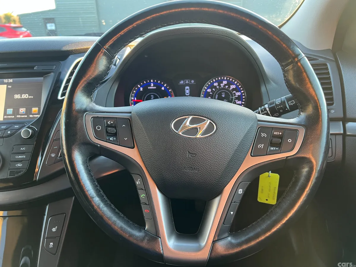 Hyundai i40 Estate, Diesel, 2016, Silver