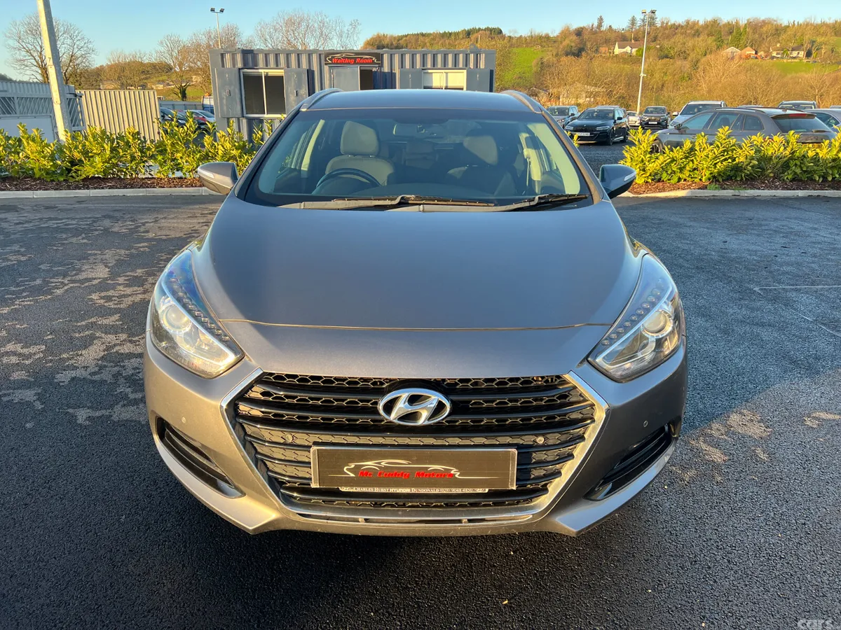 Hyundai i40 Estate, Diesel, 2016, Silver