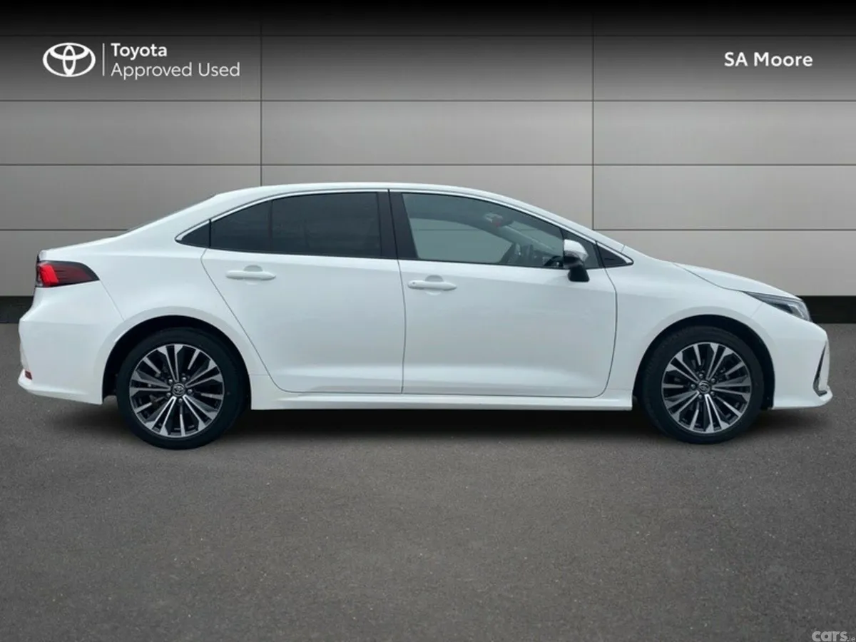 Toyota Corolla Saloon, Petrol Hybrid, 2025, White