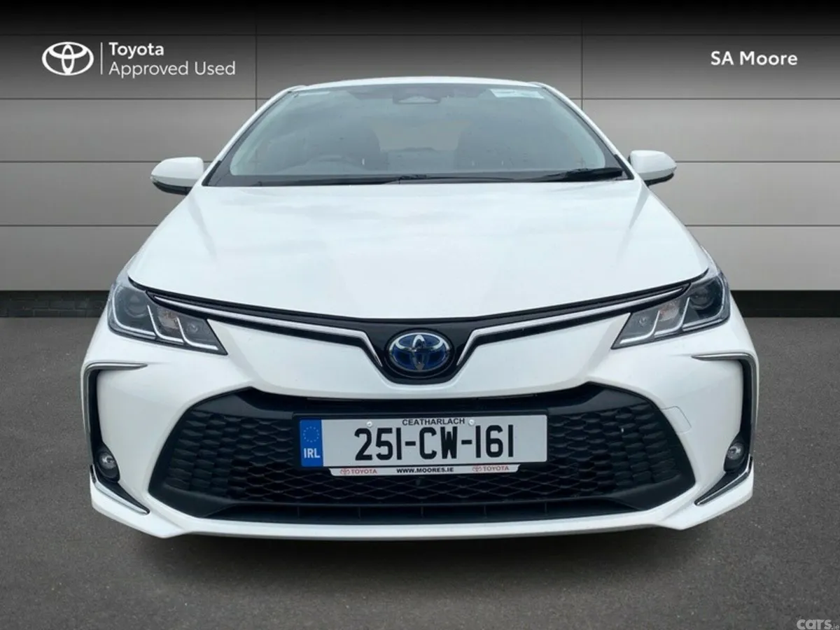 Toyota Corolla Saloon, Petrol Hybrid, 2025, White