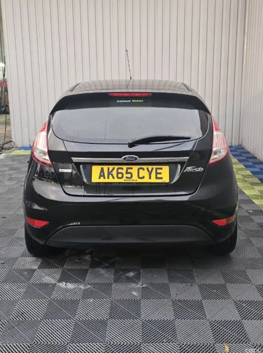 Ford Fiesta Hatchback, Petrol, 2015, Black