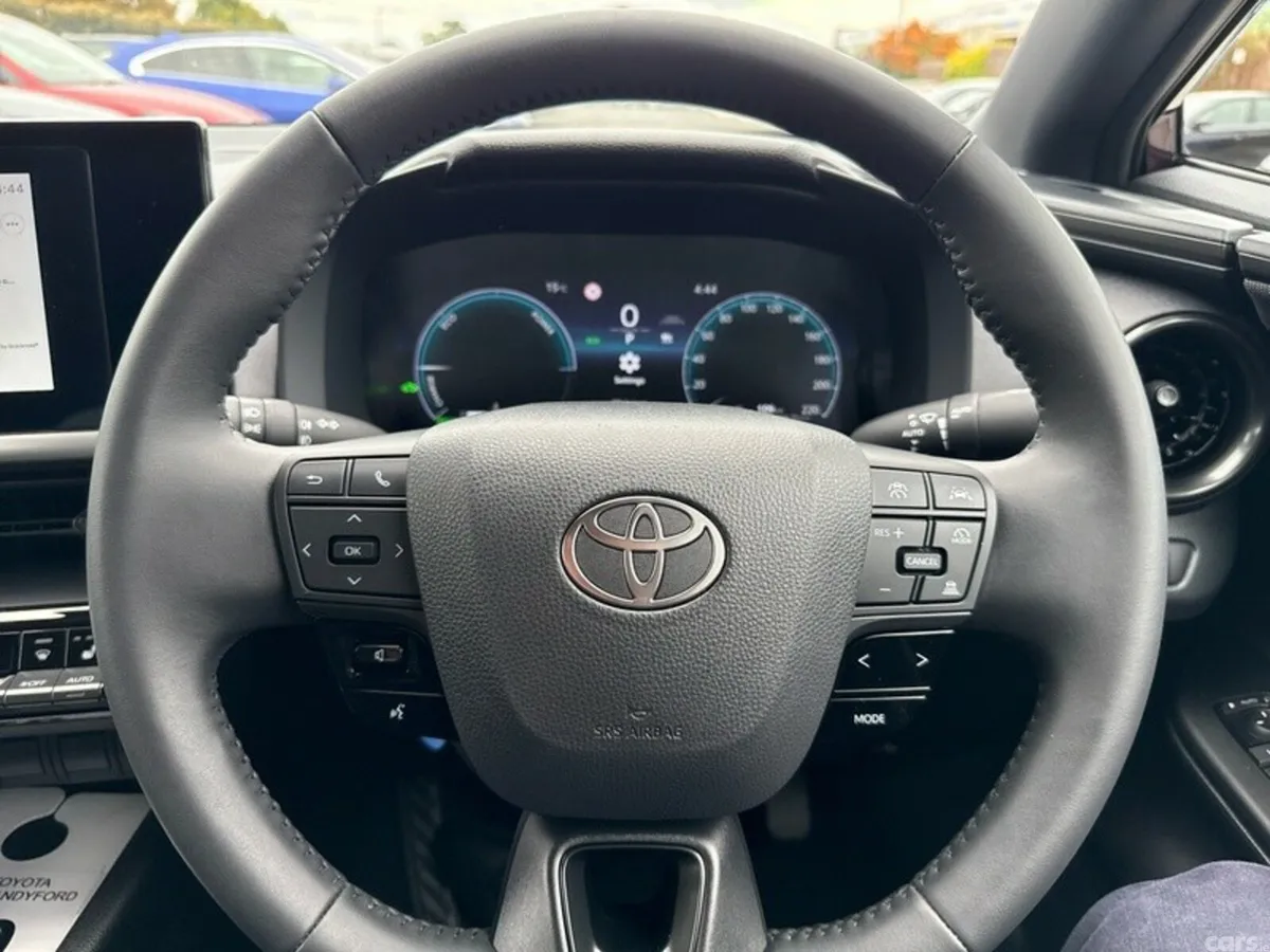 Toyota C-HR SUV, Petrol Hybrid, 2024, Purple