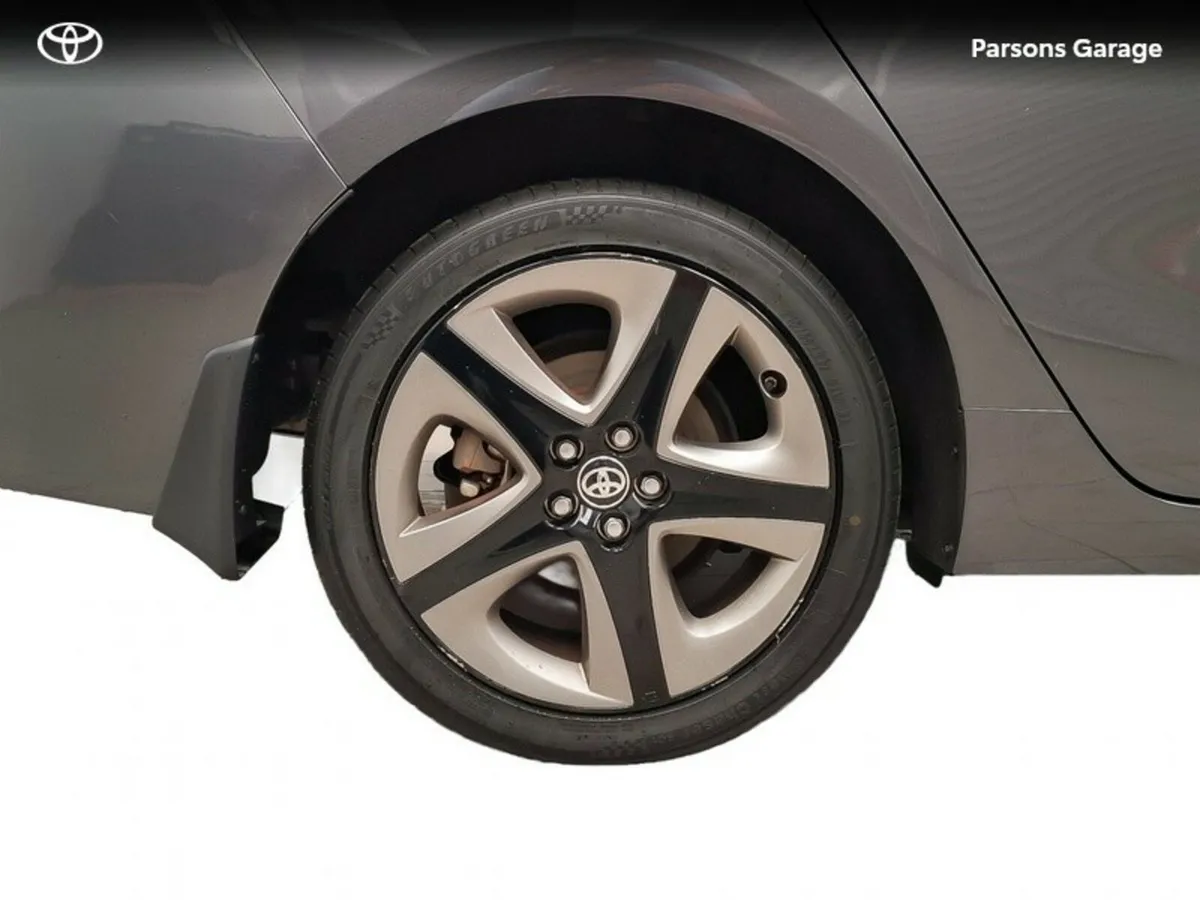 Toyota Prius Hatchback, Petrol Hybrid, 2022, Grey