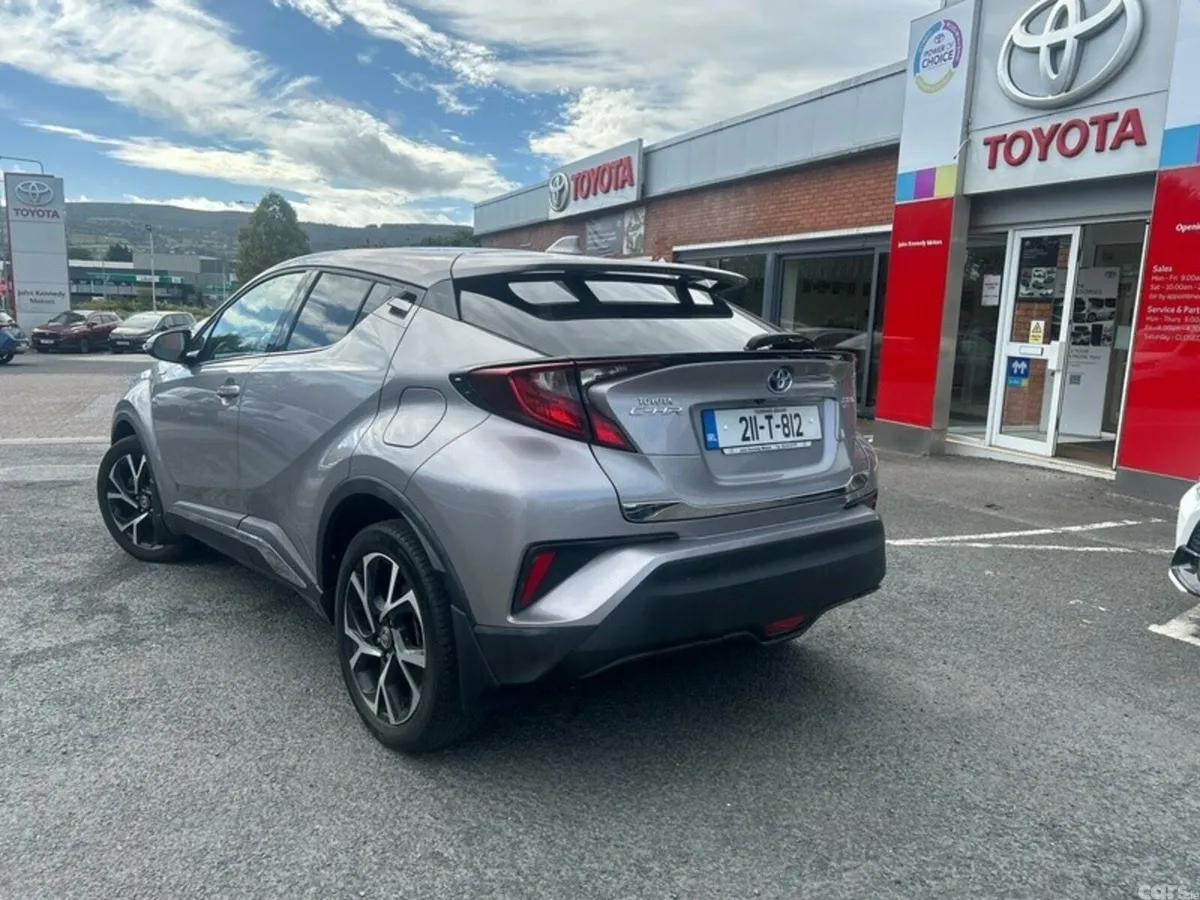 Toyota C-HR SUV, Petrol Hybrid, 2021, Grey