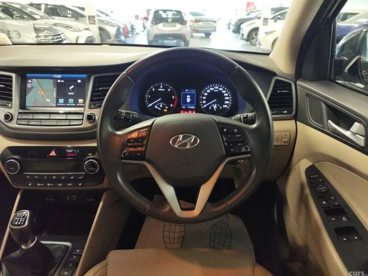 Hyundai Tucson MPV, Diesel, 2018, Black