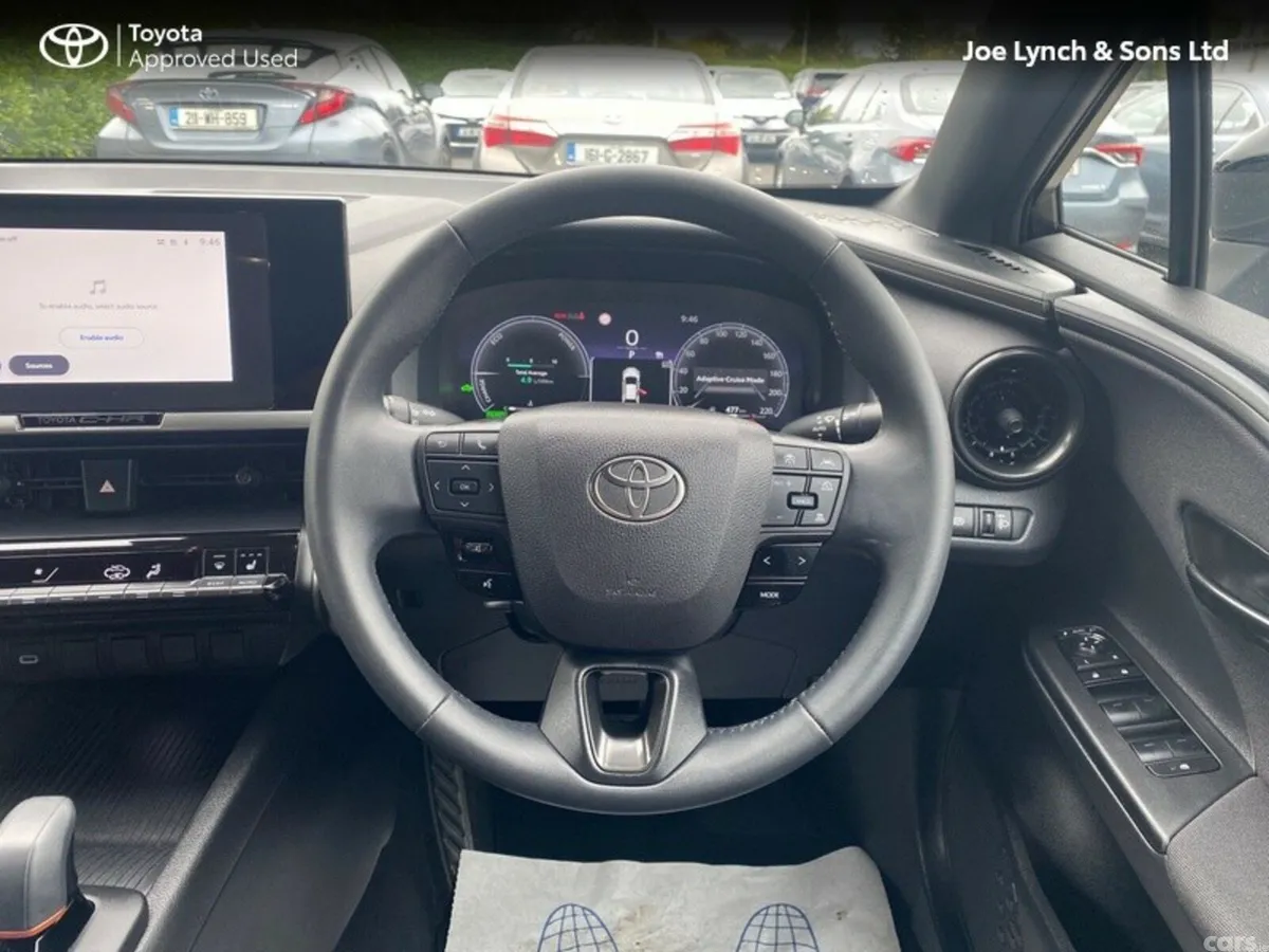 Toyota C-HR SUV, Petrol Hybrid, 2024, Silver