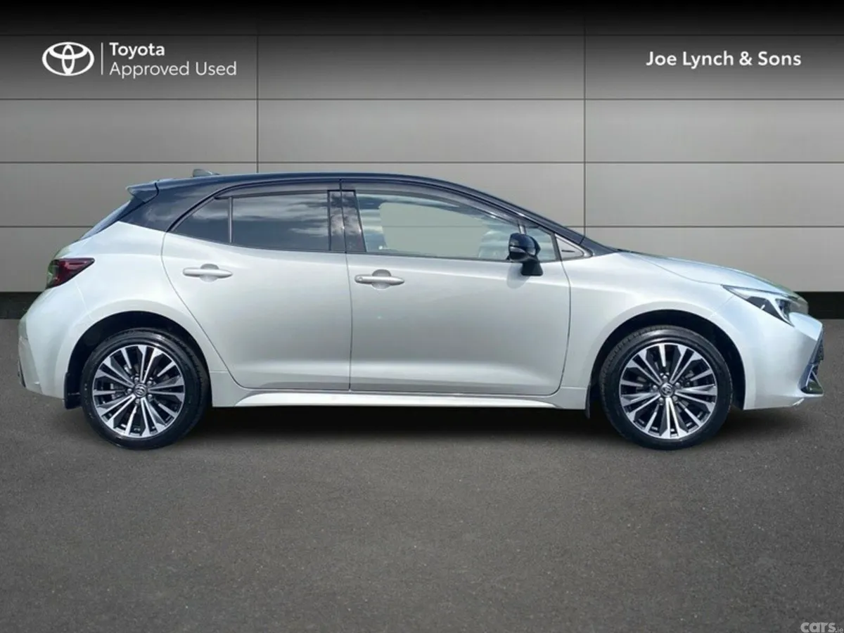 Toyota Corolla Hatchback, Petrol Hybrid, 2024, Silver