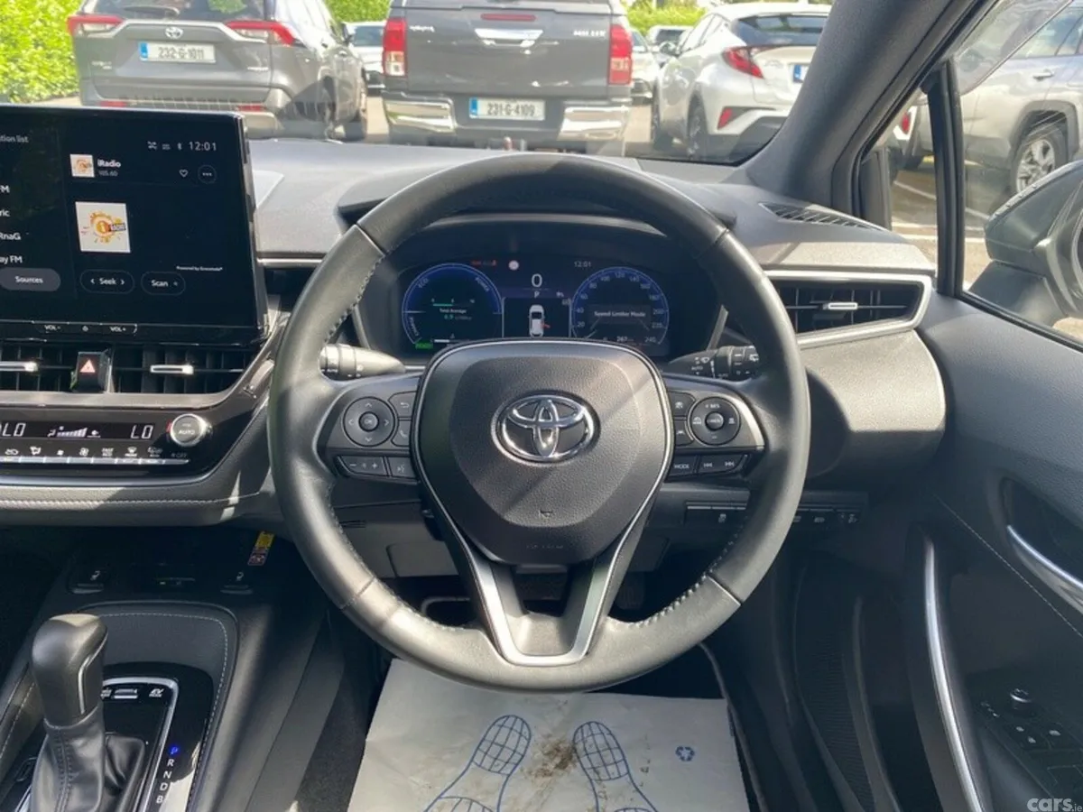 Toyota Corolla Hatchback, Petrol Hybrid, 2024, Silver