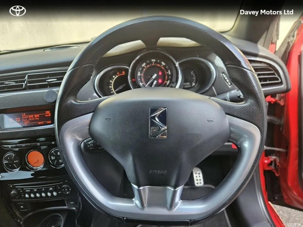 Citroen DS 3 Hatchback, Diesel, 2014, Red