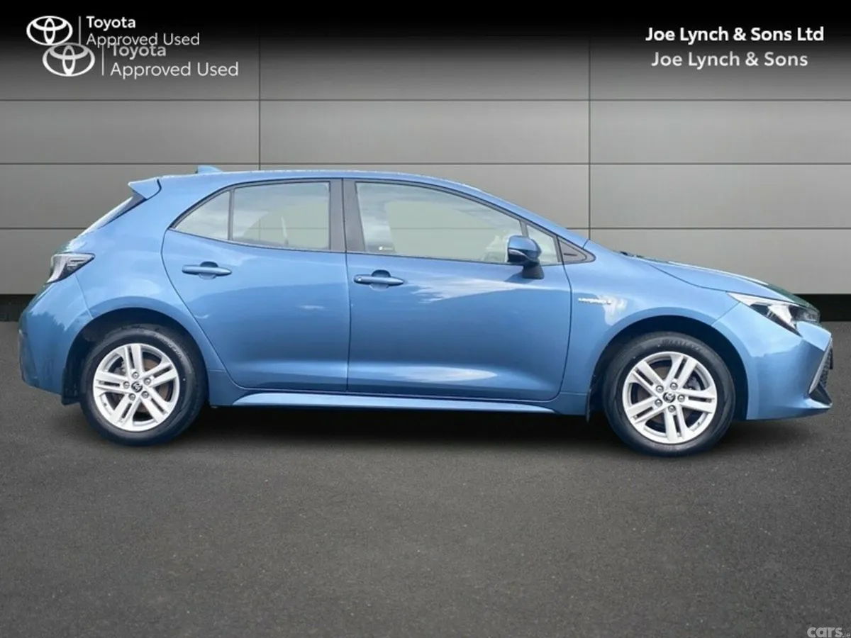 Toyota Corolla Hatchback, Petrol Hybrid, 2021, Blue