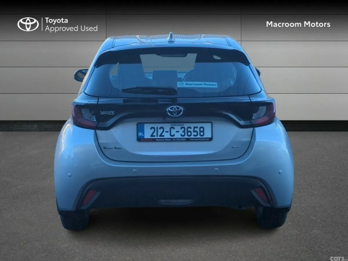 Toyota Yaris Hatchback, Petrol, 2021, Grey