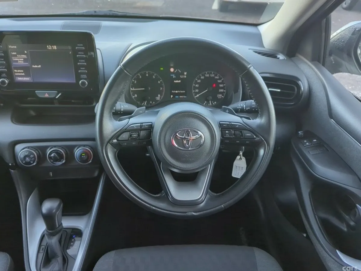 Toyota Yaris Hatchback, Petrol, 2021, Grey