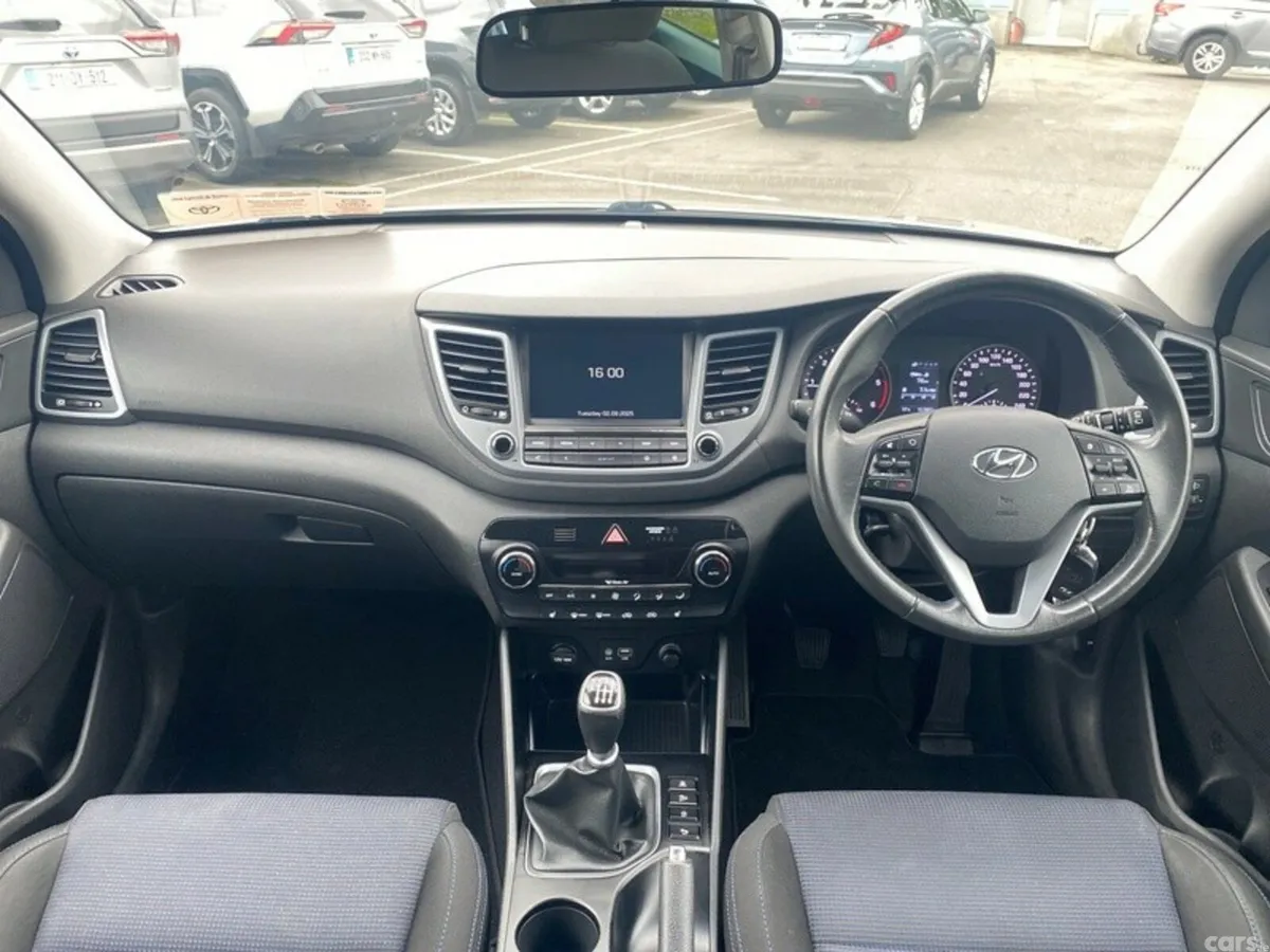 Hyundai Tucson MPV, Diesel, 2016, White
