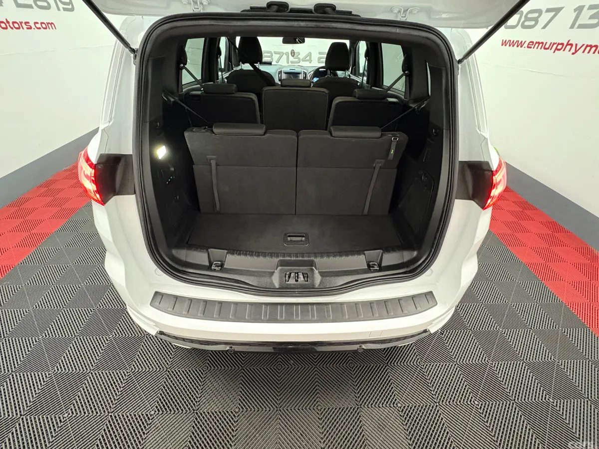 Ford S-Max MPV, Diesel, 2019, White