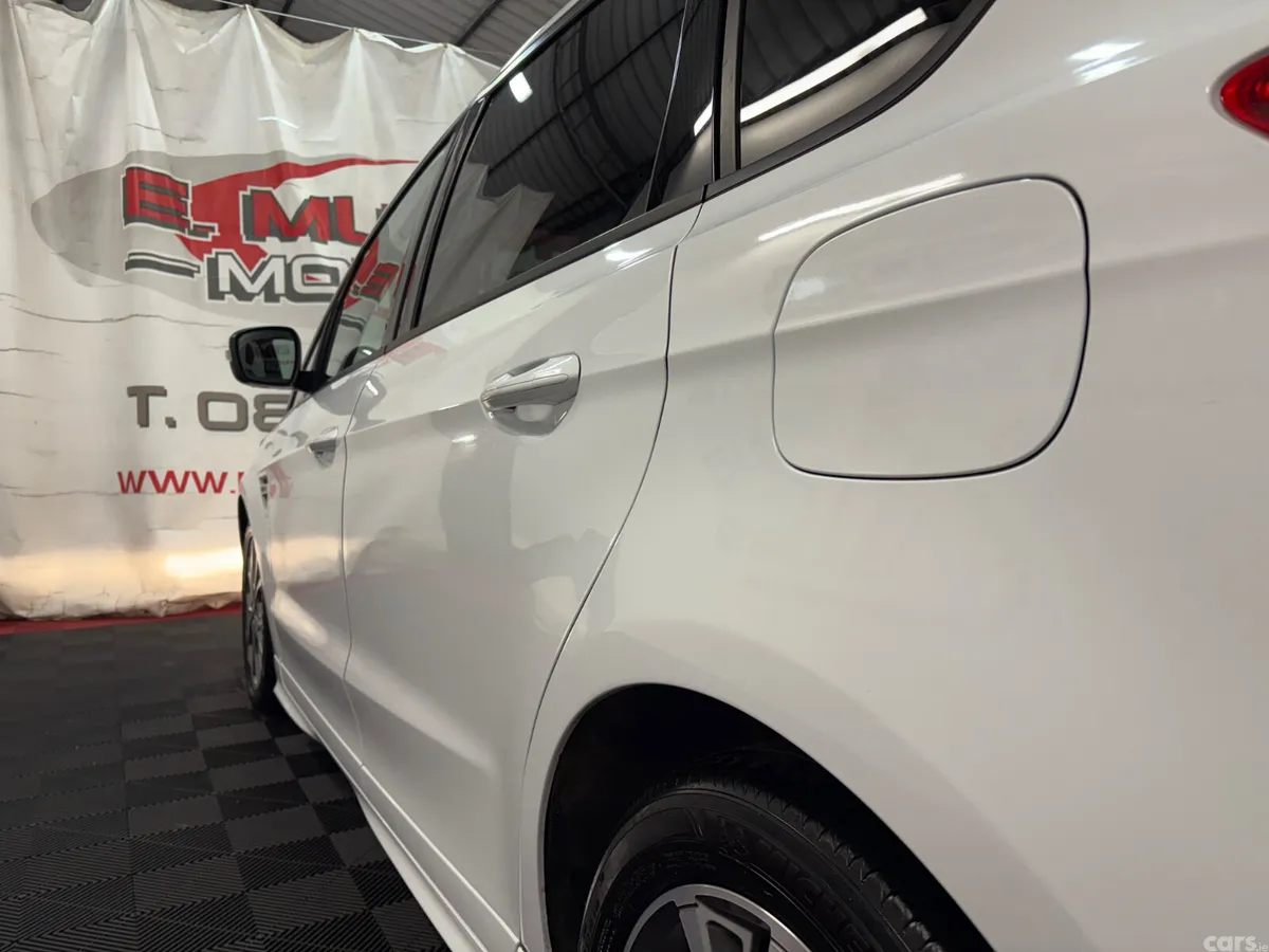 Ford S-Max MPV, Diesel, 2019, White