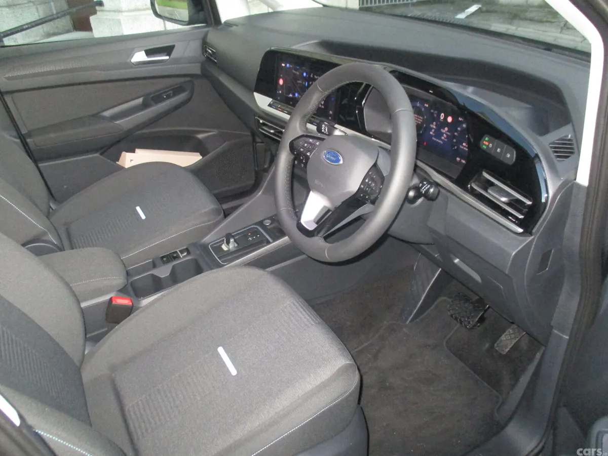 Ford Tourneo Connect MPV, Petrol Plug-in Hybrid, 2026, Grey