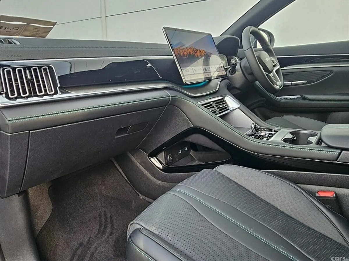 BYD SEAL U SUV, Petrol Plug-in Hybrid, 2026, Grey