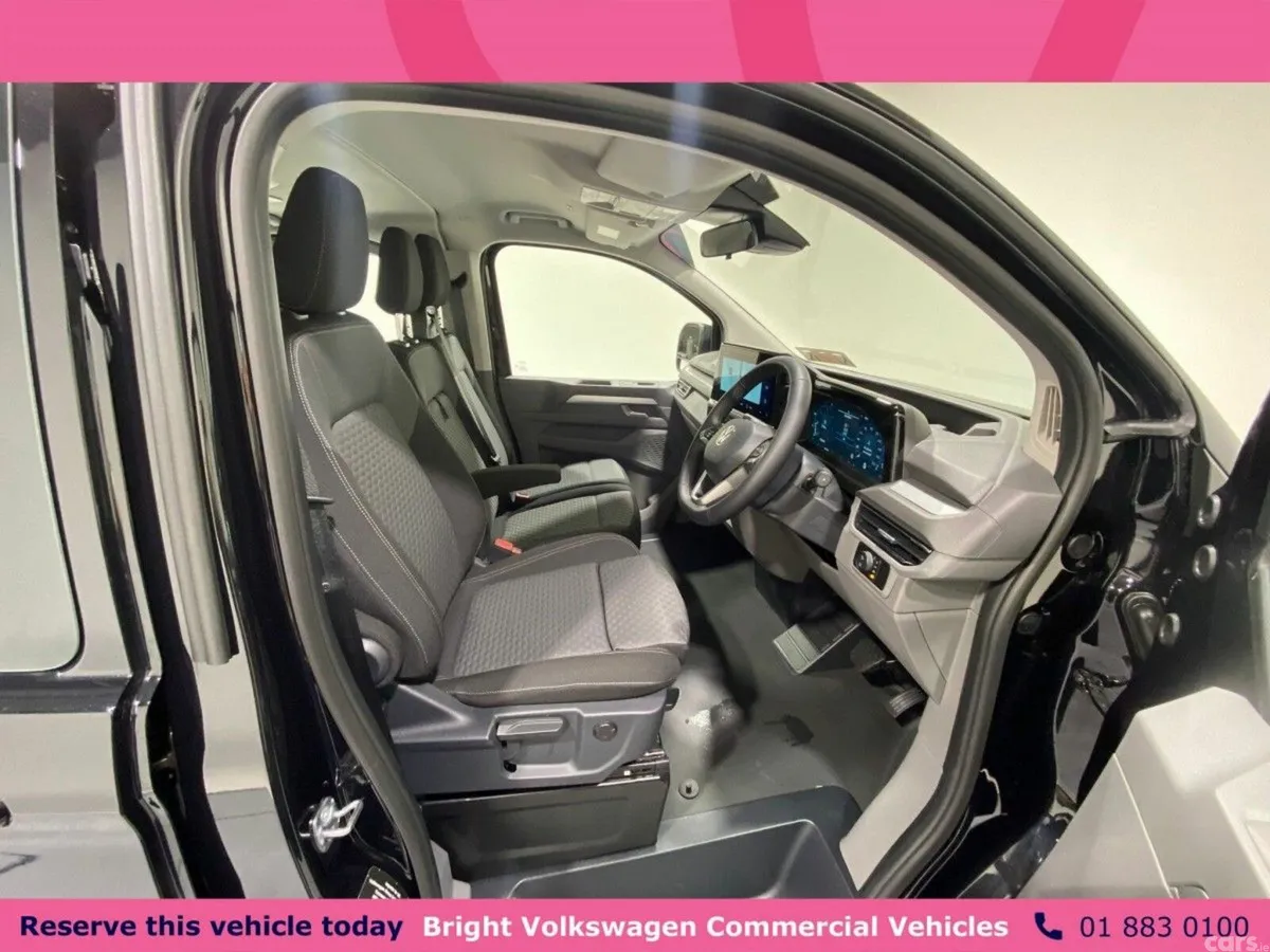 Volkswagen Caravelle MPV, Diesel, 2026, Black