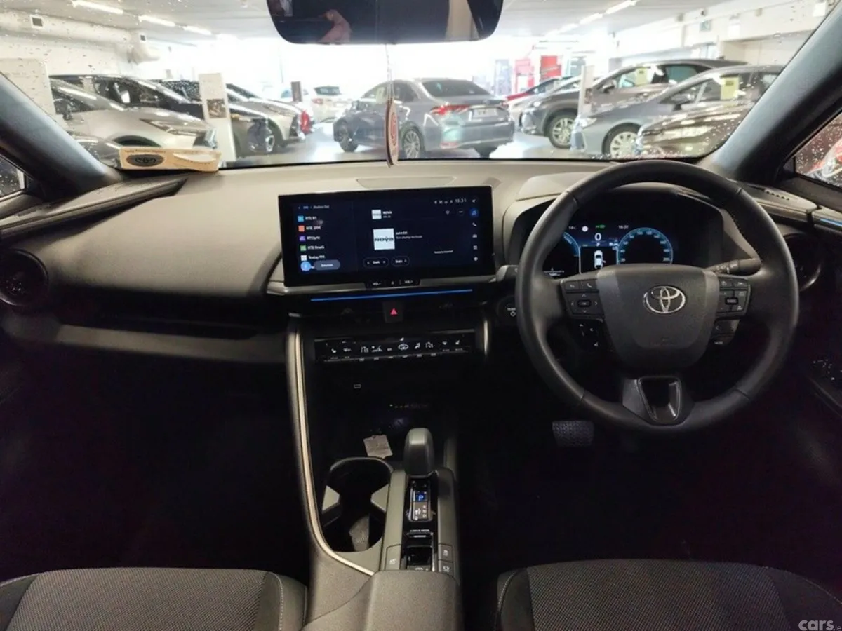 Toyota C-HR SUV, Petrol Hybrid, 2025, Red