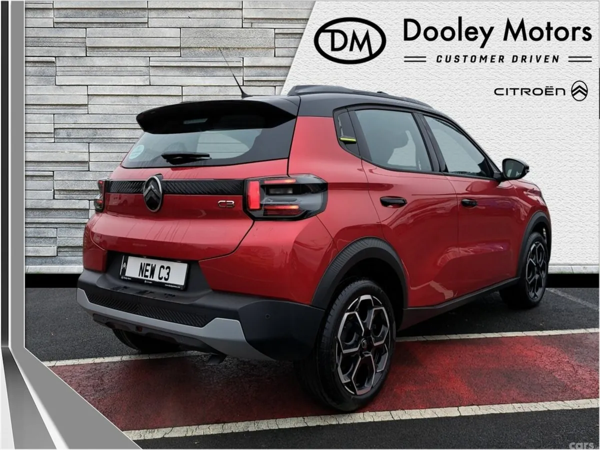 Citroen C3 Hatchback, Petrol, 2027, Red