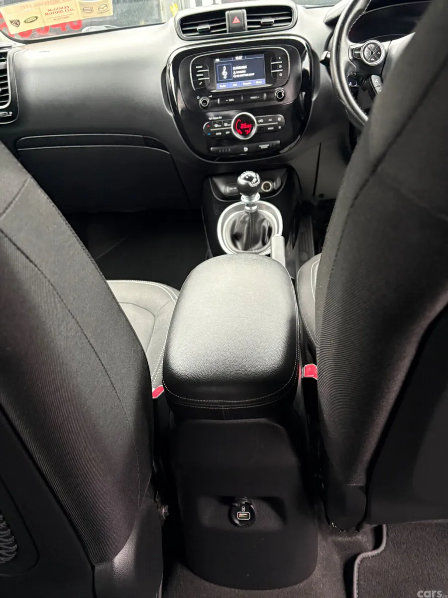 Kia Soul Hatchback, Diesel, 2018, White