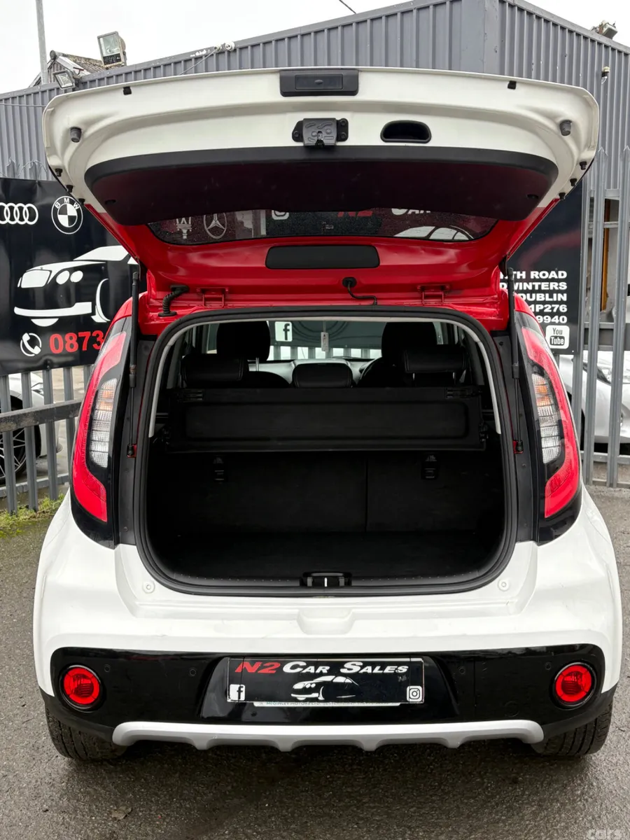 Kia Soul Hatchback, Diesel, 2018, White