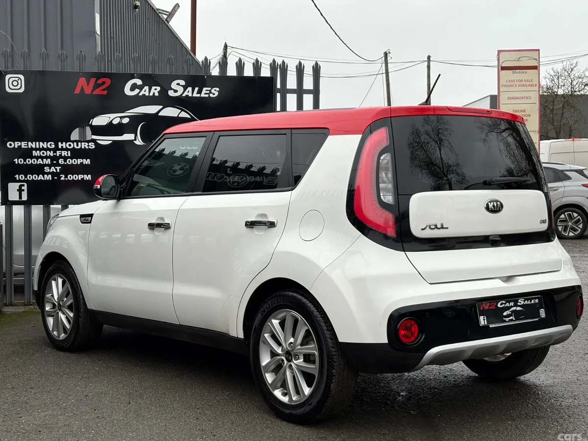 Kia Soul Hatchback, Diesel, 2018, White