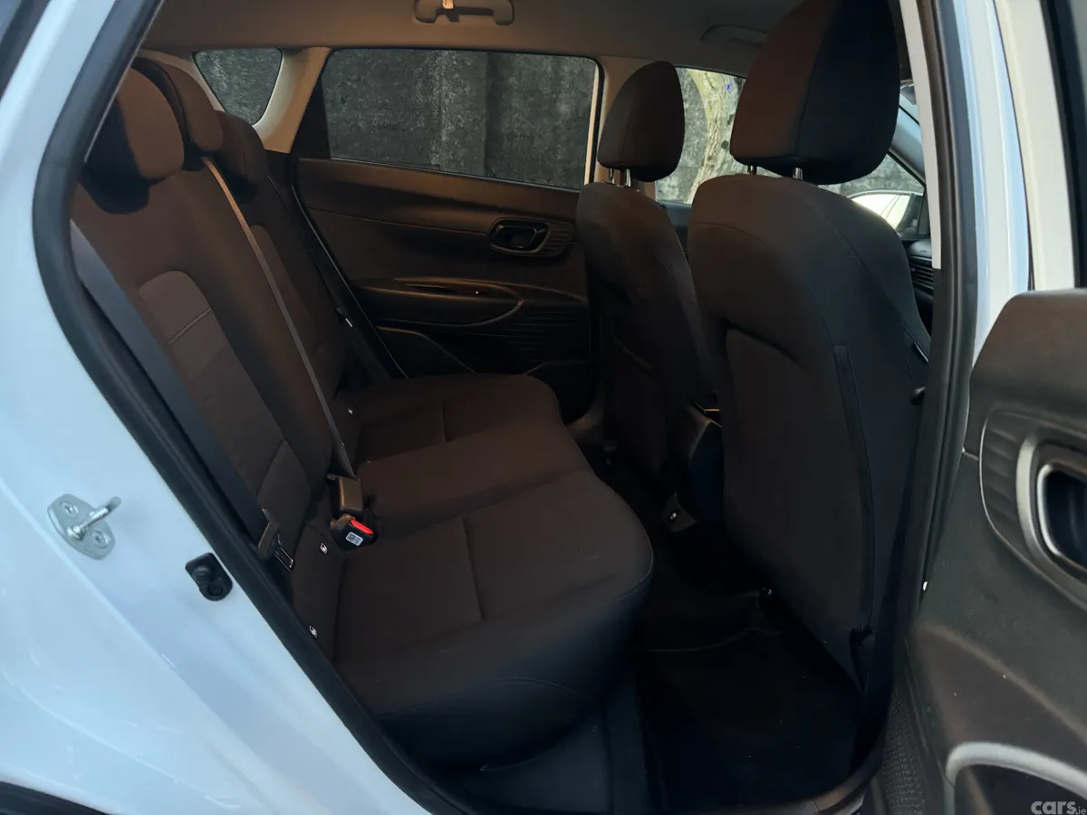 Hyundai Bayon Estate/Jeep, Petrol, 2025, White