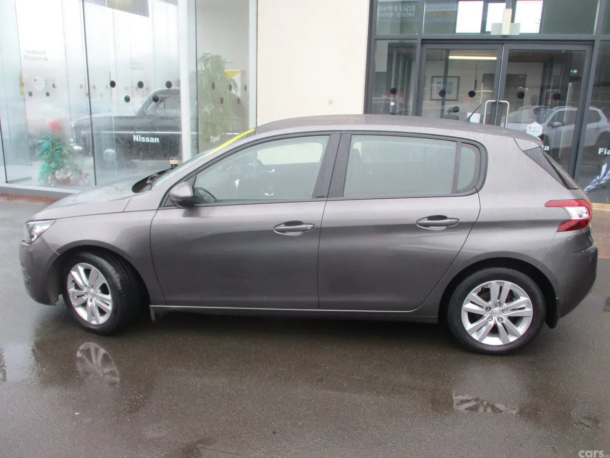 Peugeot 308 Hatchback, Diesel, 2016, Grey