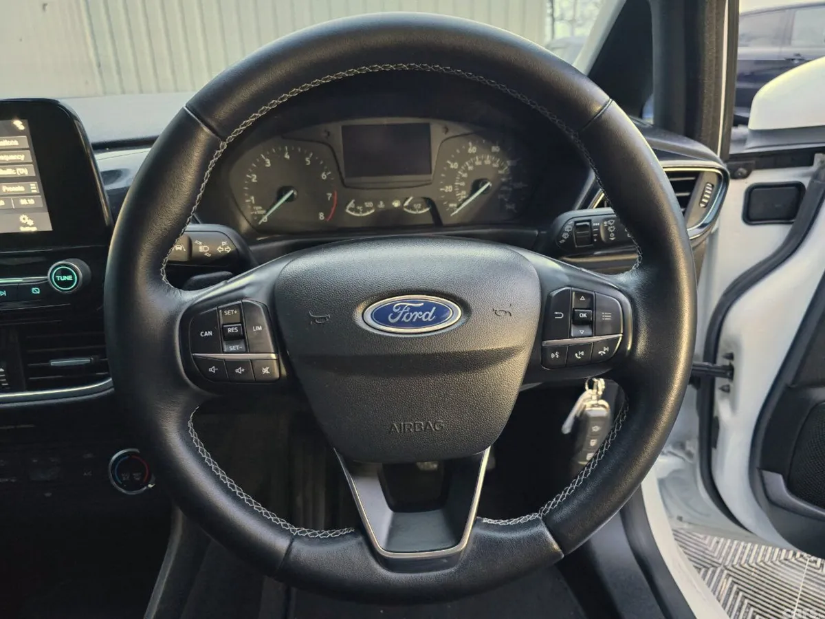 Ford Fiesta Hatchback, Petrol, 2018, White