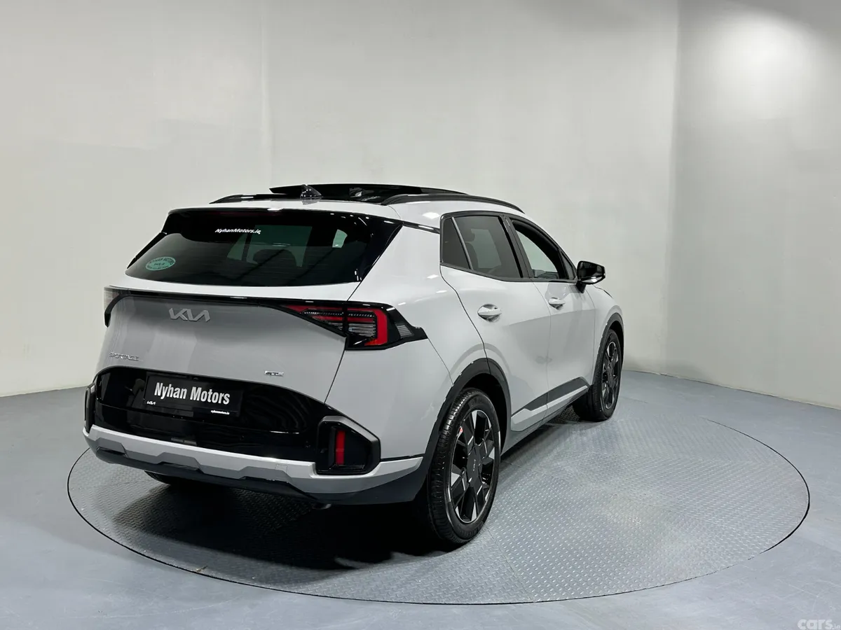 Kia Sportage SUV, Petrol Hybrid, 2026, Grey