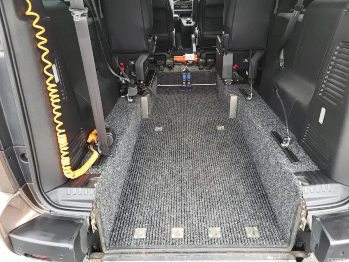 Citroen Spacetourer MPV, Diesel, 2023, Brown