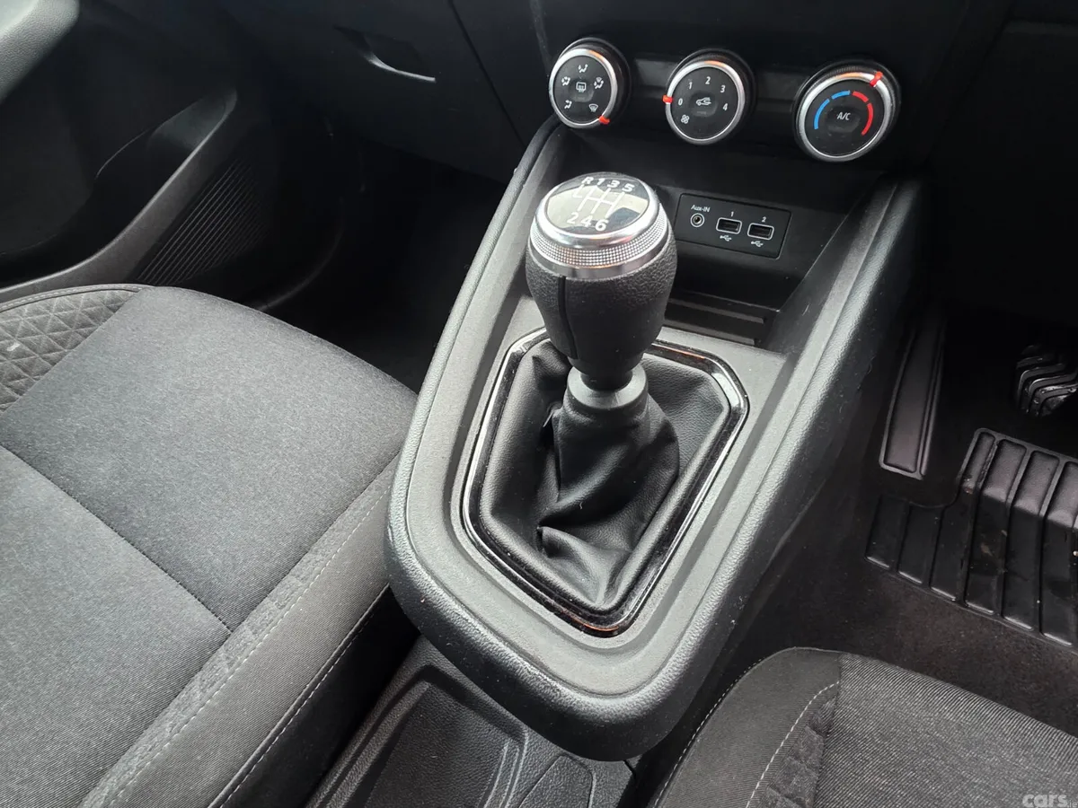 Renault Clio Hatchback, Petrol, 2022, Red