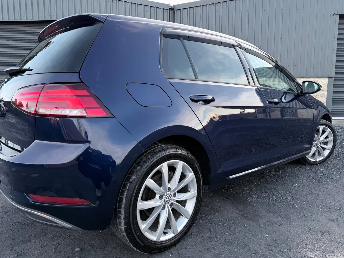 Volkswagen Golf Hatchback, Petrol, 2018, Navy