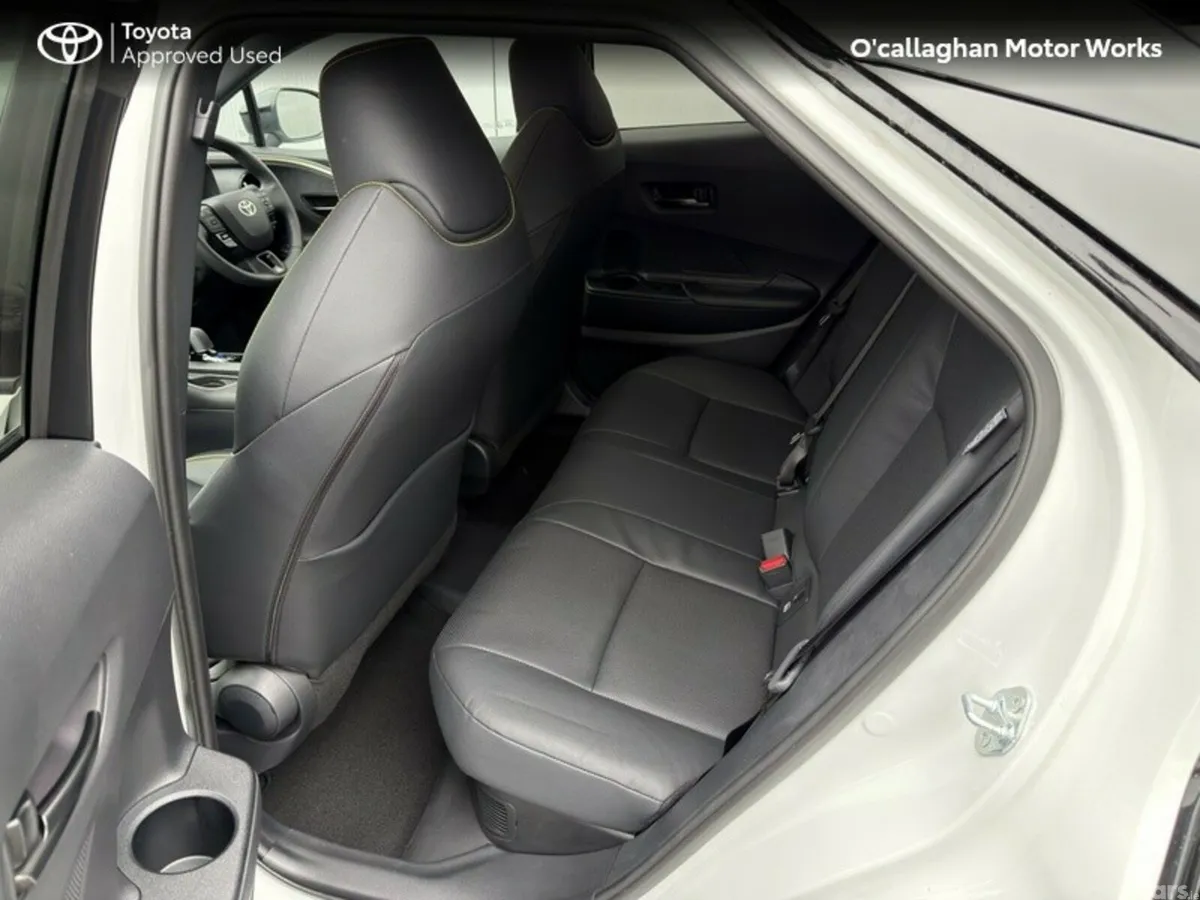 Toyota C-HR Hatchback, Petrol Plug-in Hybrid, 2025, White