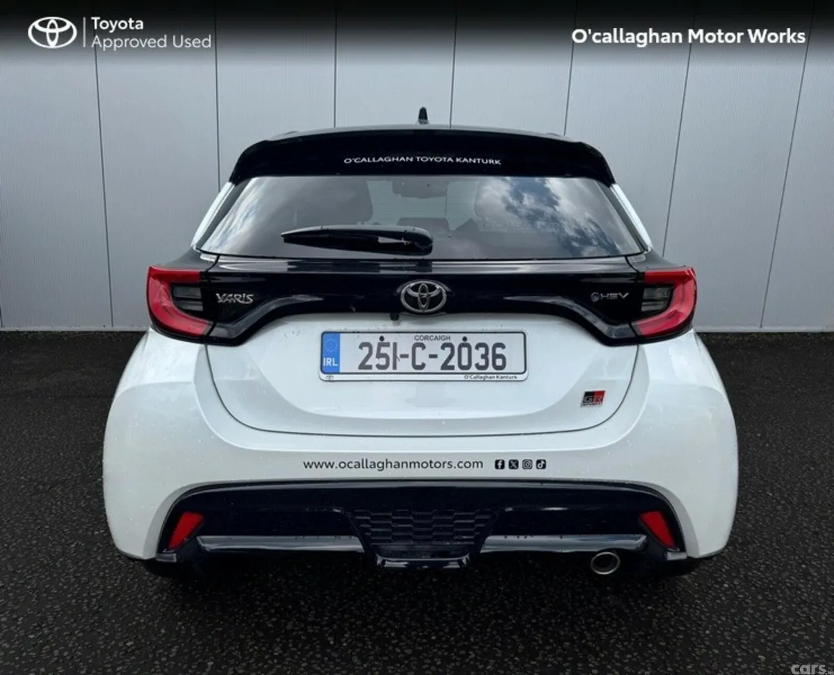 Toyota Yaris Hatchback, Petrol Hybrid, 2025, White