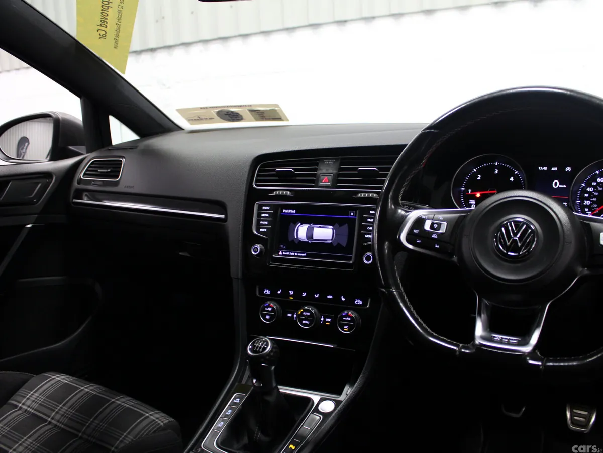 Volkswagen Golf Hatchback, Diesel, 2017, Grey