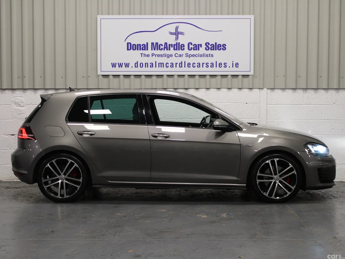 Volkswagen Golf Hatchback, Diesel, 2017, Grey